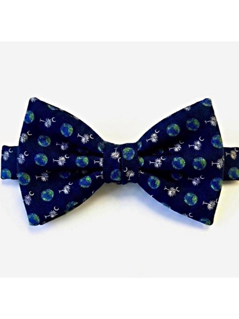 Ben Silver Charleston SC Palmetto Tree Moon Navy Silk Bow Tie Earth Globe